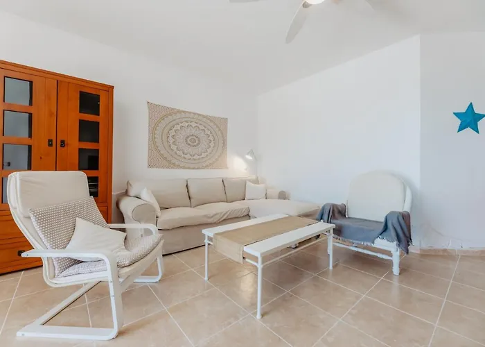 Vista Oceano, Luminoso, Ampio, 2 Camere, Wifi דירה